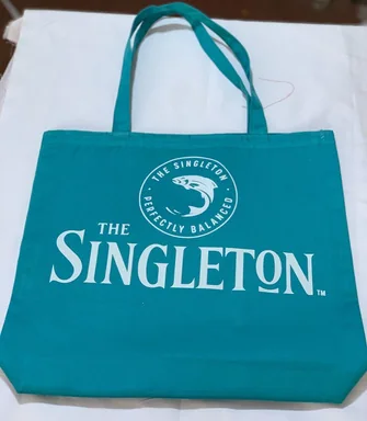 Branded tote bags example shown in the Multiserve company profile
